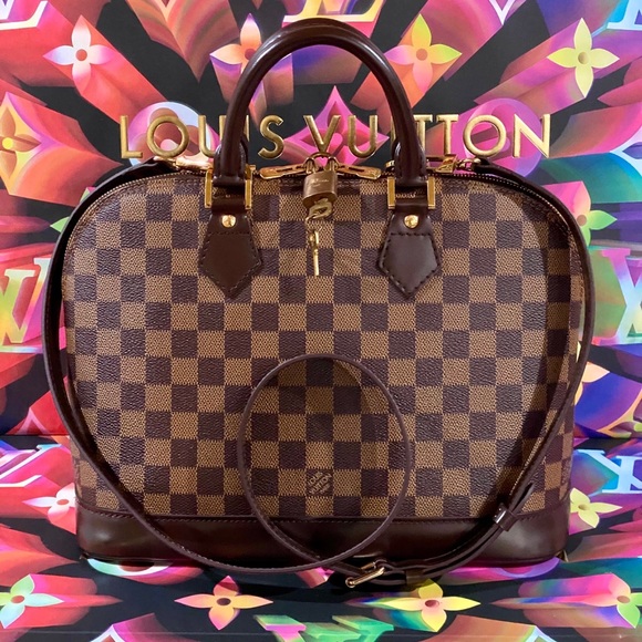🎉🎉🎉Louis Vuitton, Balenciaga Bags & Gucci WOC - Picture 4 of 11